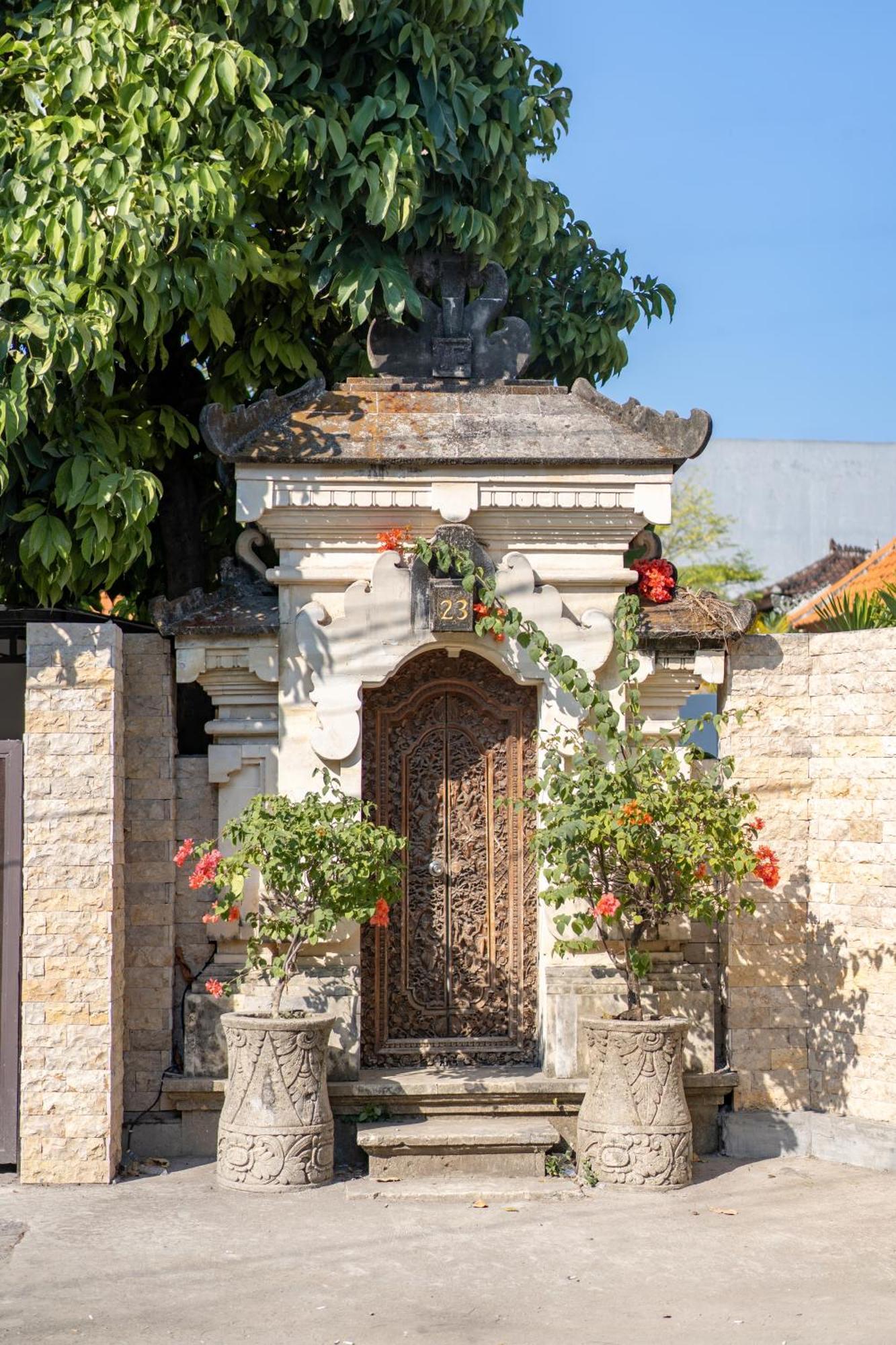 Cozy Up Villa Sanur Екстер'єр фото